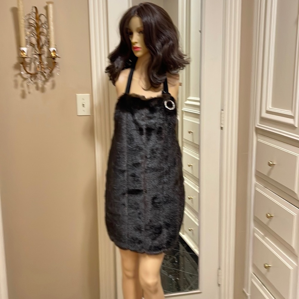 Double sexy foux fur apron!!